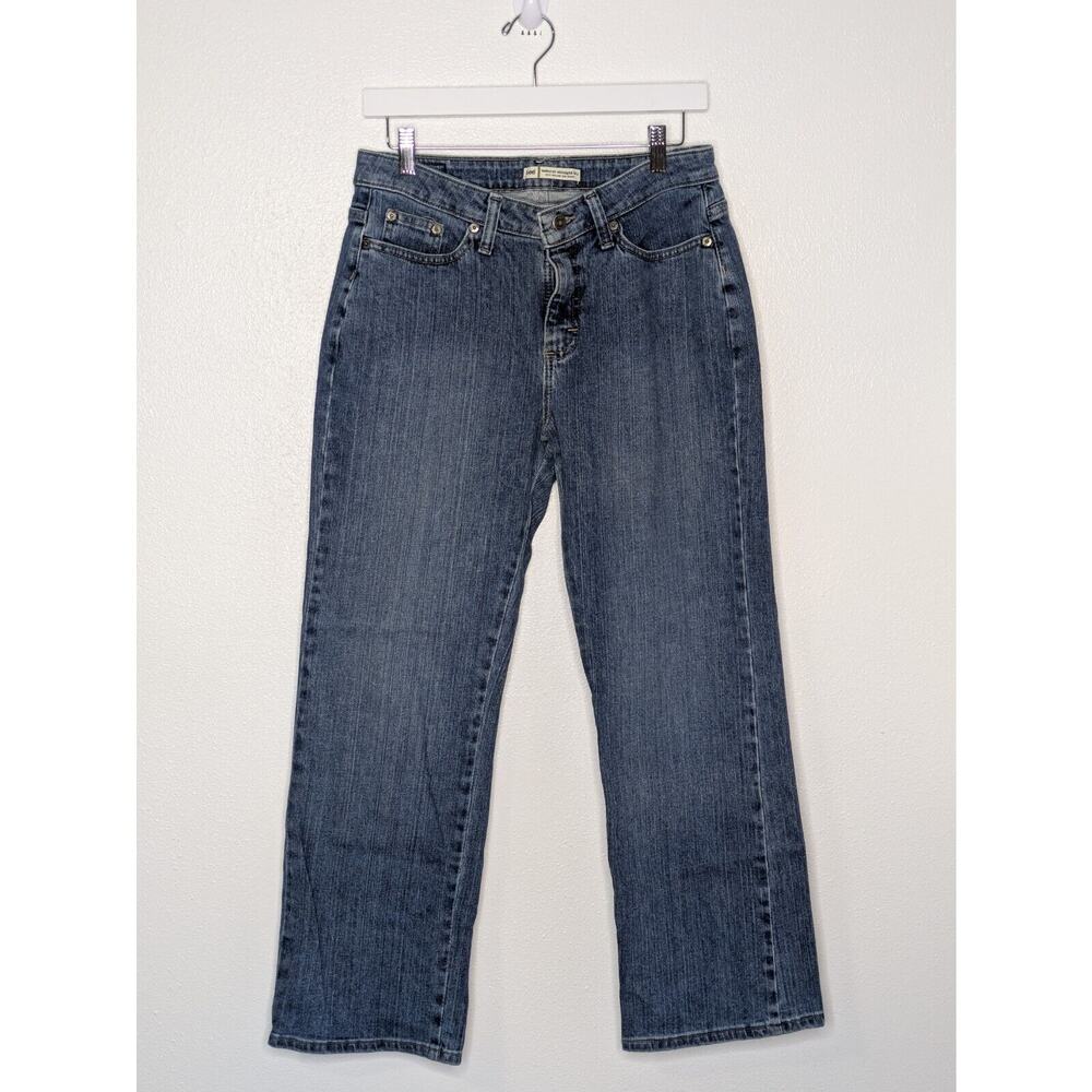 Lee Natural Straight Leg Jeans Women's Size 10P Medium Blue Mid Rise Medium Wash